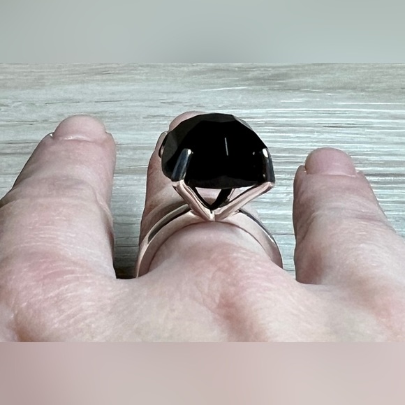 Vintage Handmade Modernist Sterling Silver Prong-Set Black Agate Ring, Size 6.75 - Picture 10 of 11
